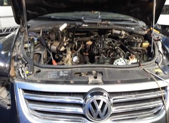 Замена прокладок масляного теплообменника Volkswagen Touareg 3.0 дизель в автотехцентре Mercedes-Benz plus